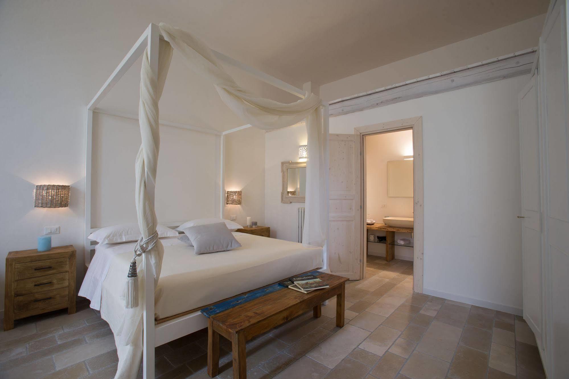 Li Pappi Antico Casale Bed & Breakfast Galatina Exterior photo