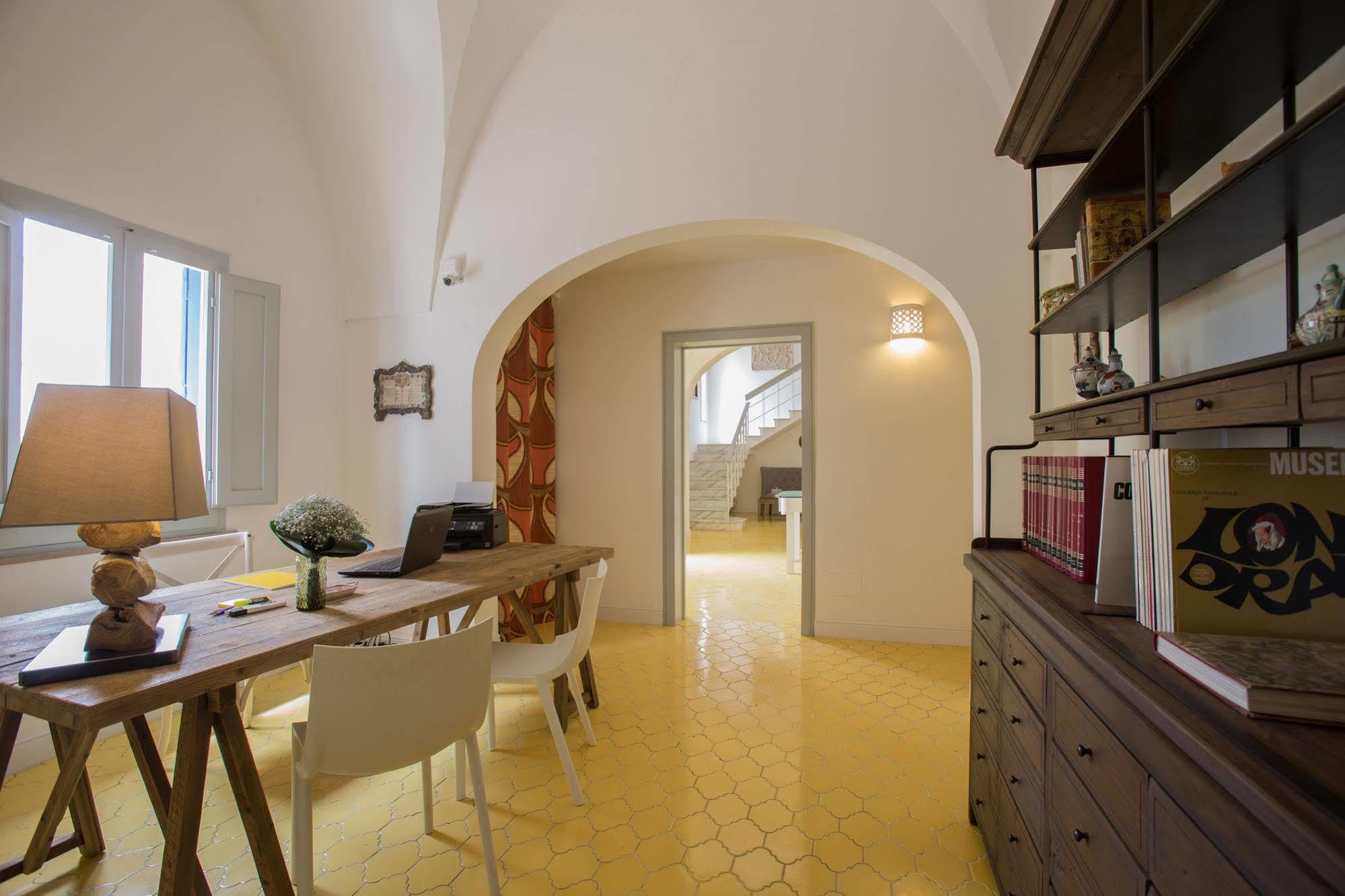 Li Pappi Antico Casale Bed & Breakfast Galatina Exterior photo